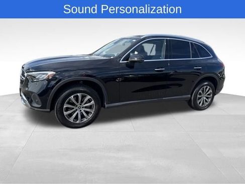 Used 2023 Mercedes-Benz GLC 300 4MATIC image 8