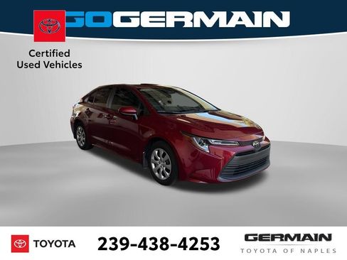 Used 2025 Toyota Corolla LE FWD image 9