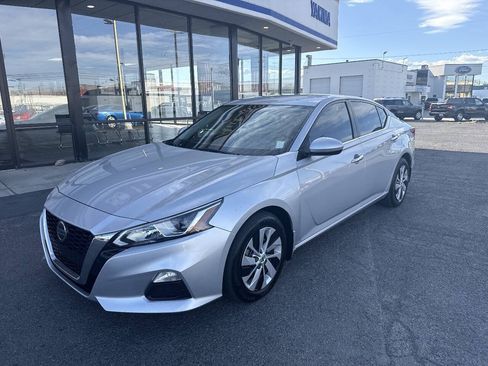 Used 2021 Nissan Altima 2.5 S FWD image 1