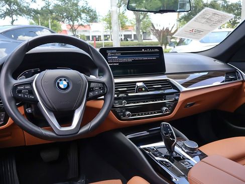 Used 2023 BMW 530e w/ Convenience Package RWD image 26