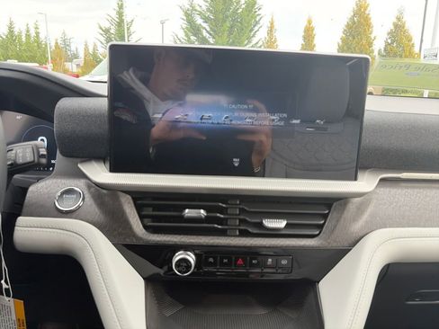 New 2026 Ford Explorer Platinum w/ LUX Leather Package image 22