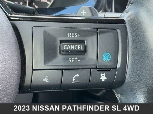 Used 2023 Nissan Pathfinder SL image 27