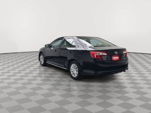 Used 2012 Toyota Camry LE FWD image 28