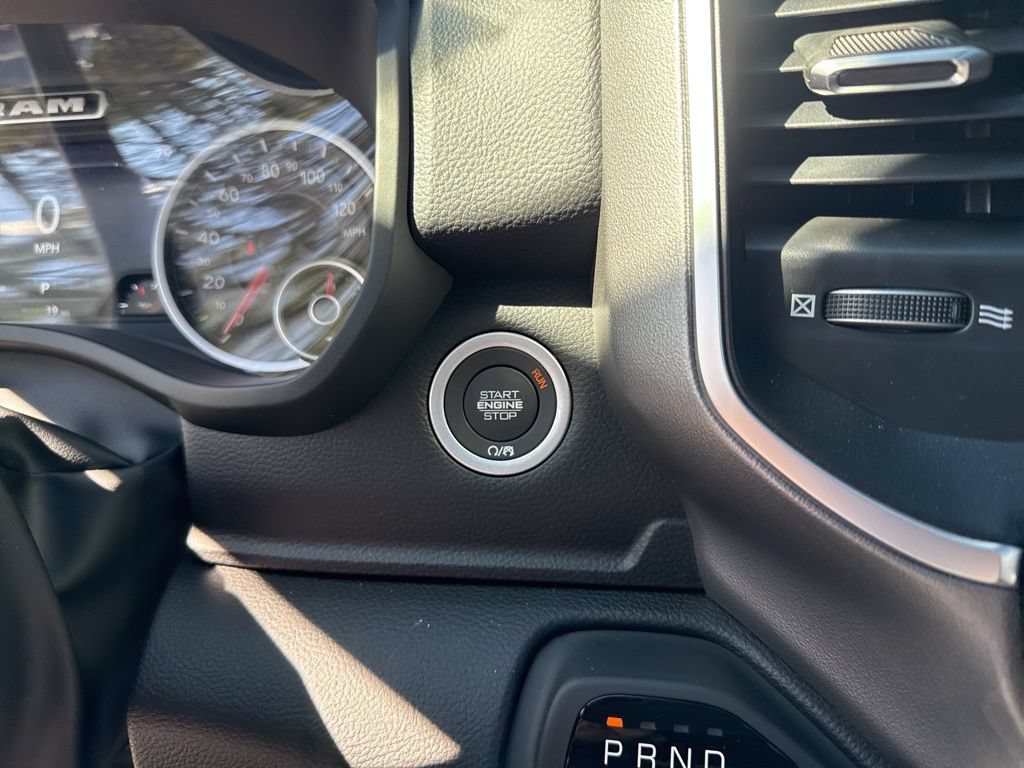 New 2026 RAM 1500 Big Horn AWD/4WD image 16