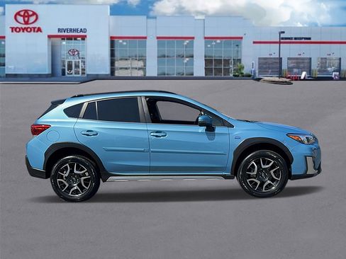 Used 2020 Subaru Crosstrek Hybrid image 3