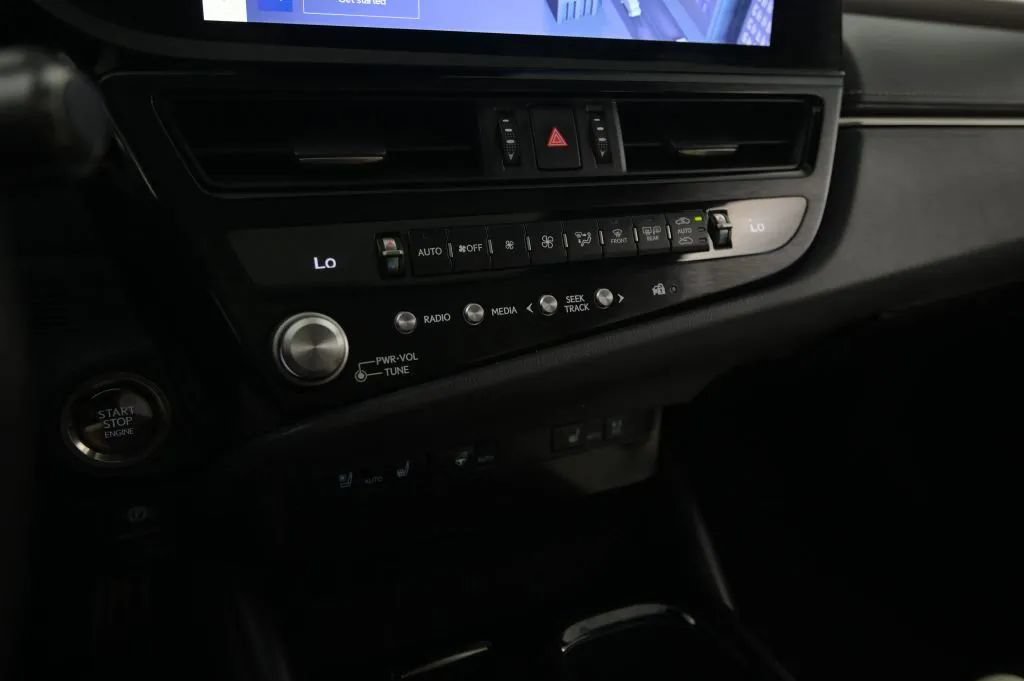 Used 2024 Lexus ES 350 F Sport w/ Accessory Package (Z2) FWD image 26