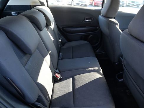 Used 2020 Honda HR-V LX image 25