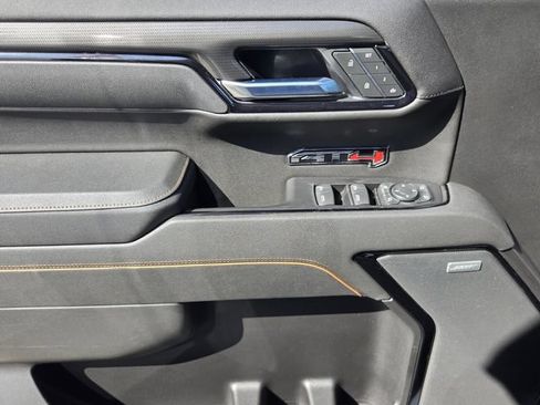 Used 2025 GMC Sierra 1500 AT4 w/ AT4 Premium Package AWD/4WD image 27