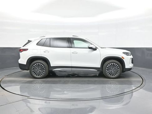 New 2026 Volkswagen Tiguan S AWD/4WD image 8