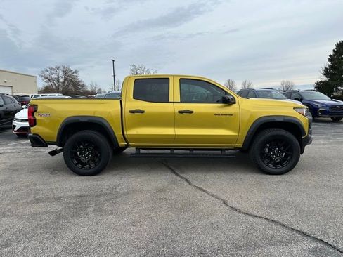 Used 2023 Chevrolet Colorado Trail Boss w/ LPO, Dark Essentials Package image 8