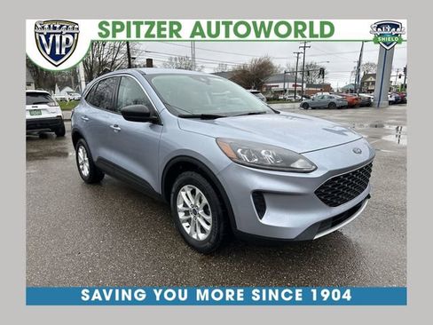 Used 2022 Ford Escape SE image 1