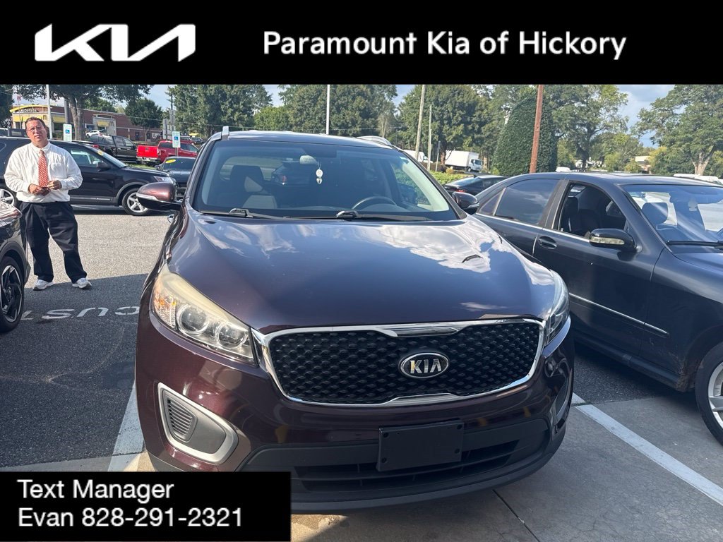 Used 2016 Kia Sorento FWD w/ LX Convenience Package image 3