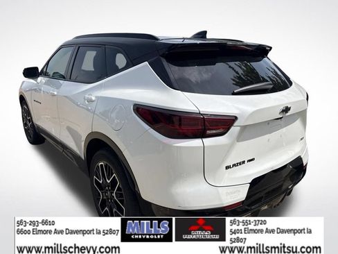 Used 2023 Chevrolet Blazer RS w/ Driver Confidence II Package AWD/4WD image 4