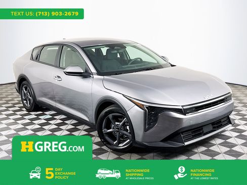 Used 2026 Kia K4 FWD image 1