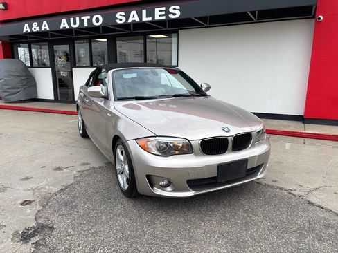 Used 2012 BMW 128i Convertible image 1