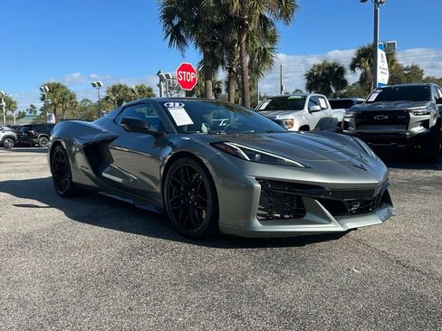 Used 2023 Chevrolet Corvette Z06 w/ Battery Protection Package image 9