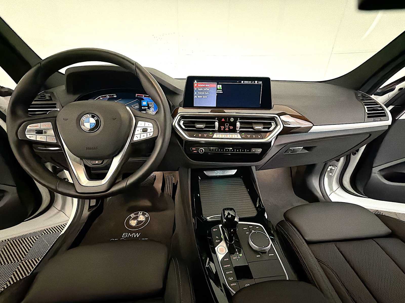 Used 2024 BMW X3 xDrive30i w/ Convenience Package AWD/4WD image 17