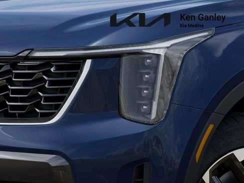 New 2026 Kia Sorento S w/ S Panoramic Sunroof Package AWD/4WD image 10