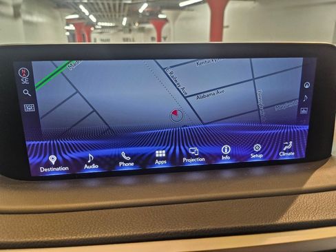 Used 2020 Lexus RX 450hL Luxury image 41