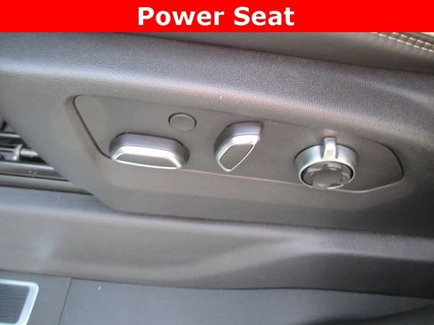 Certified 2025 GMC Sierra 2500 Denali Ultimate image 31