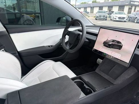 Used 2024 Tesla Model 3 Performance AWD/4WD image 13