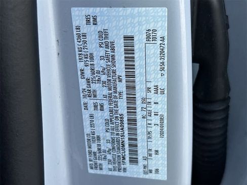 Used 2025 Ford Escape ST-Line image 29