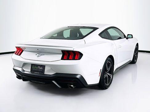 Used 2024 Ford Mustang Premium image 9