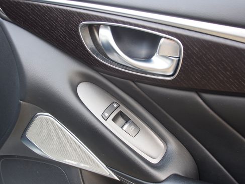 Used 2023 INFINITI Q50 Sensory RWD image 14