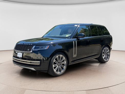 Used 2024 Land Rover Range Rover SE AWD/4WD image 1