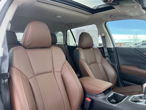 Used 2025 Subaru Outback Touring w/ Popular Package #2 image 15