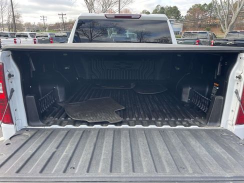 Used 2022 Chevrolet Silverado 1500 LT image 14