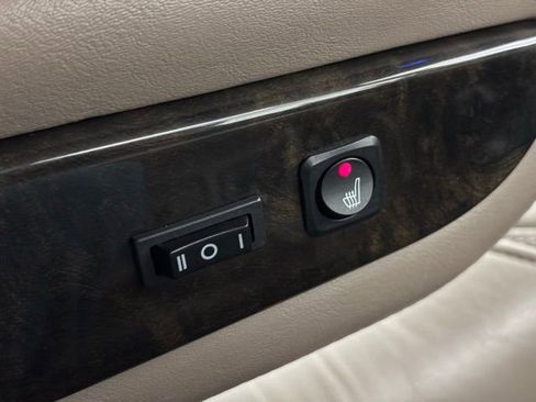 Used 2020 Chevrolet Express 2500 Explorer Limited SE w/ Enhanced Convenience Package image 31