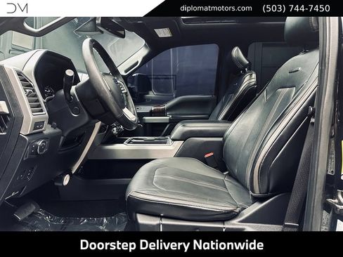 Used 2017 Ford F250 Platinum w/ Platinum Ultimate Package AWD/4WD image 18