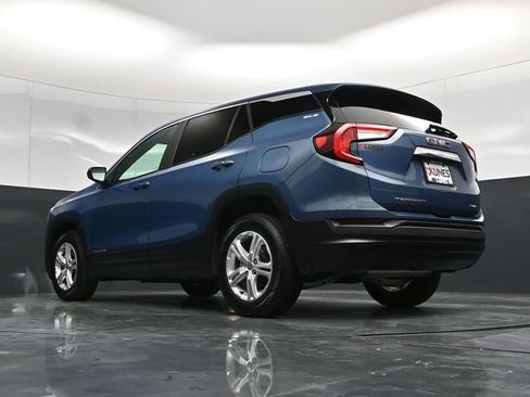 Used 2024 GMC Terrain SLE AWD/4WD image 62