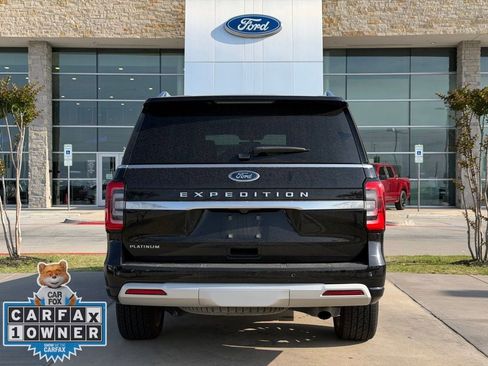 Used 2022 Ford Expedition Platinum image 21