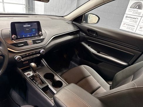 Certified 2025 Nissan Altima 2.5 S image 18