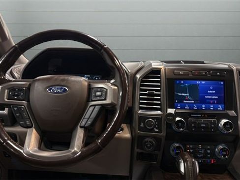 Used 2020 Ford F150 Limited image 10