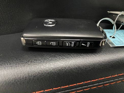 Used 2025 MAZDA CX-5 Carbon Edition image 31