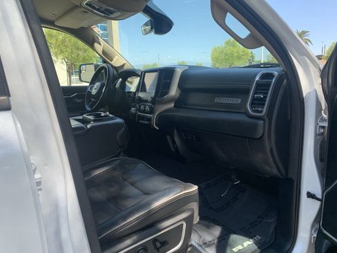 Used 2019 RAM 1500 Laramie image 37