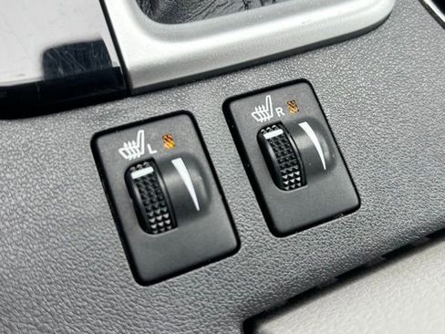 Used 2019 Toyota Highlander XLE image 31