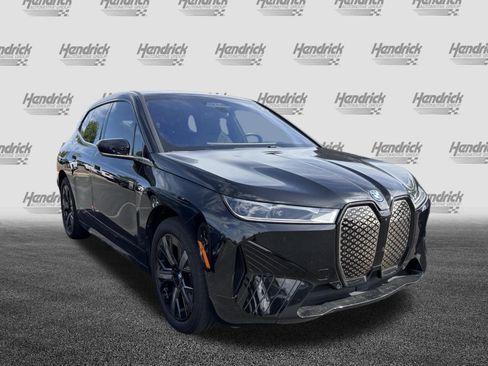 Used 2024 BMW iX xDrive50 w/ Premium Package AWD/4WD image 2