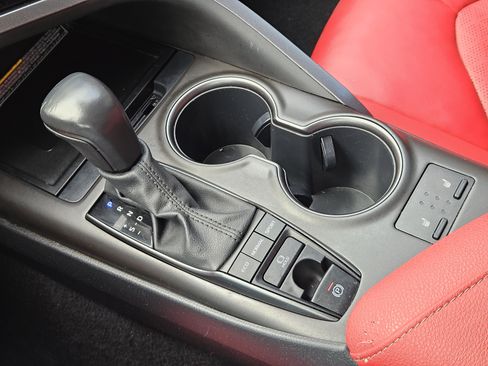 Used 2021 Toyota Camry XSE image 21