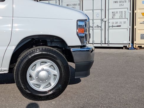 New 2026 Ford E-350 and Econoline 350 Super Duty w/ Power Equipment Group RWD image 12
