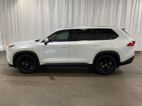 Certified 2024 Toyota Grand Highlander AWD Hybrid image 6
