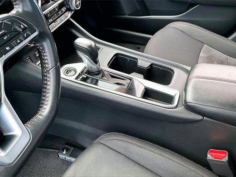 Certified 2024 Nissan Sentra SR image 17