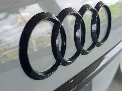 Used 2023 Audi RS 6 AWD/4WD image 5