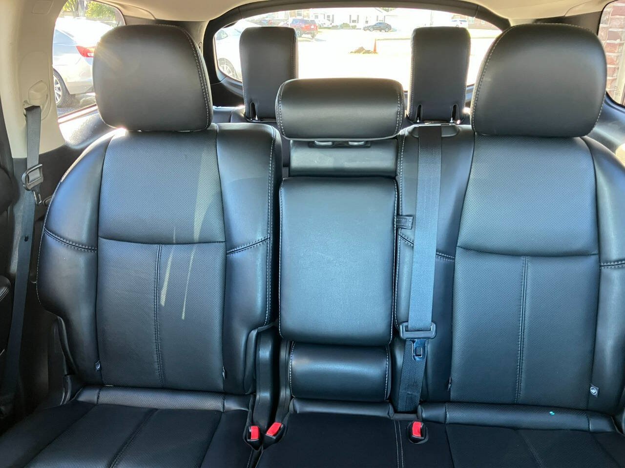 Used 2017 Nissan Pathfinder Platinum w/ Cargo Package AWD/4WD image 21