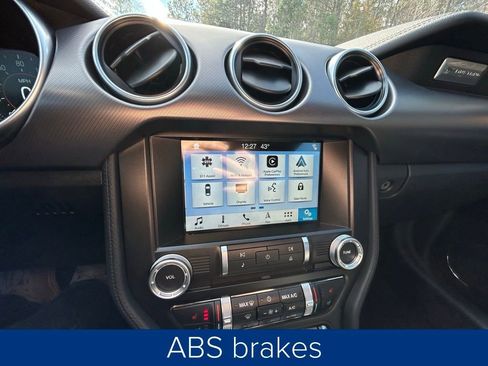 Used 2018 Ford Mustang GT Premium w/ Equipment Group 401A image 31