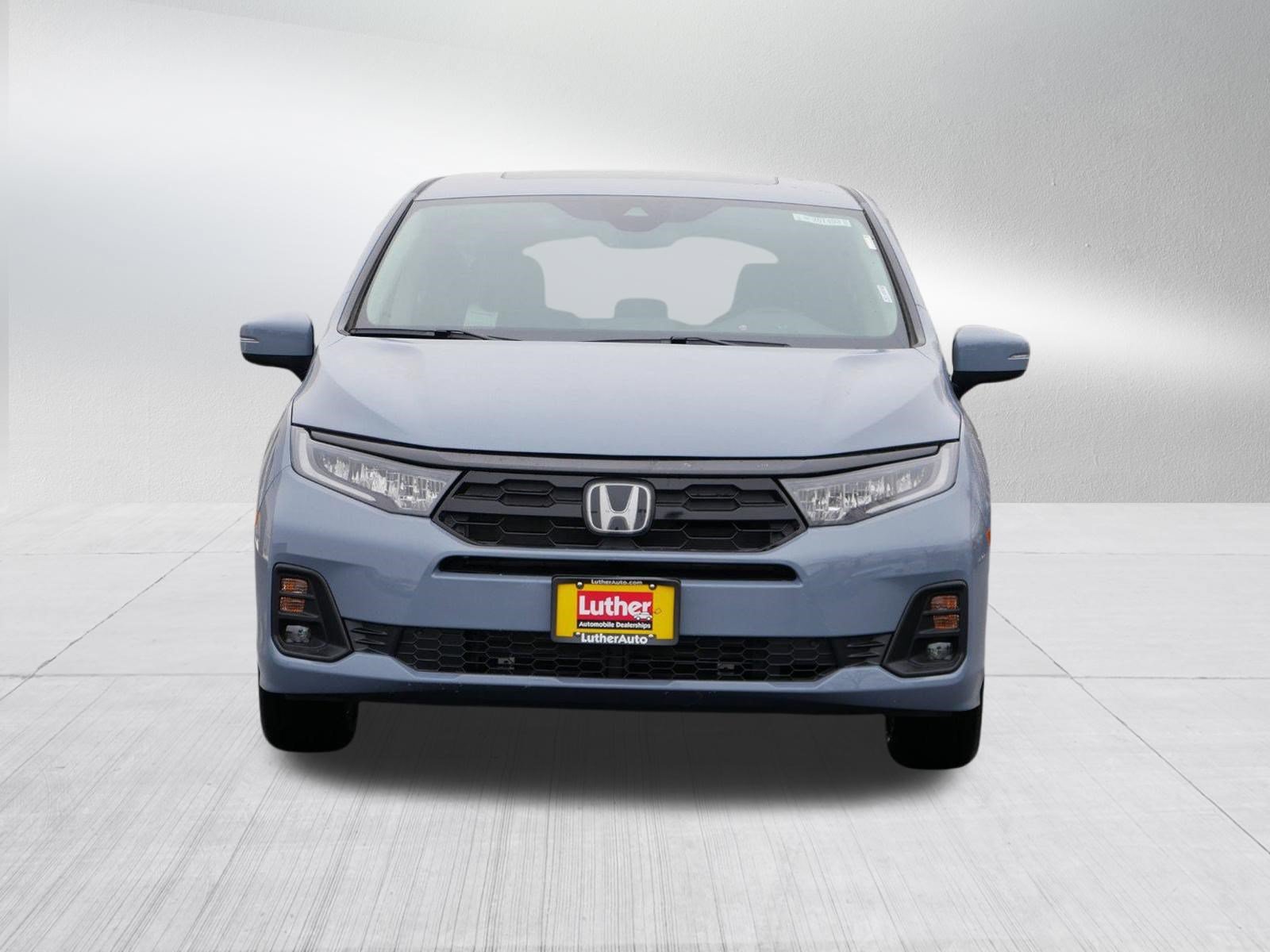 New 2027 Honda Odyssey Touring image 2