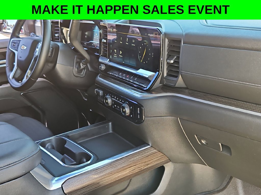 Used 2024 Chevrolet Silverado 2500 LT w/ Convenience Package AWD/4WD image 27